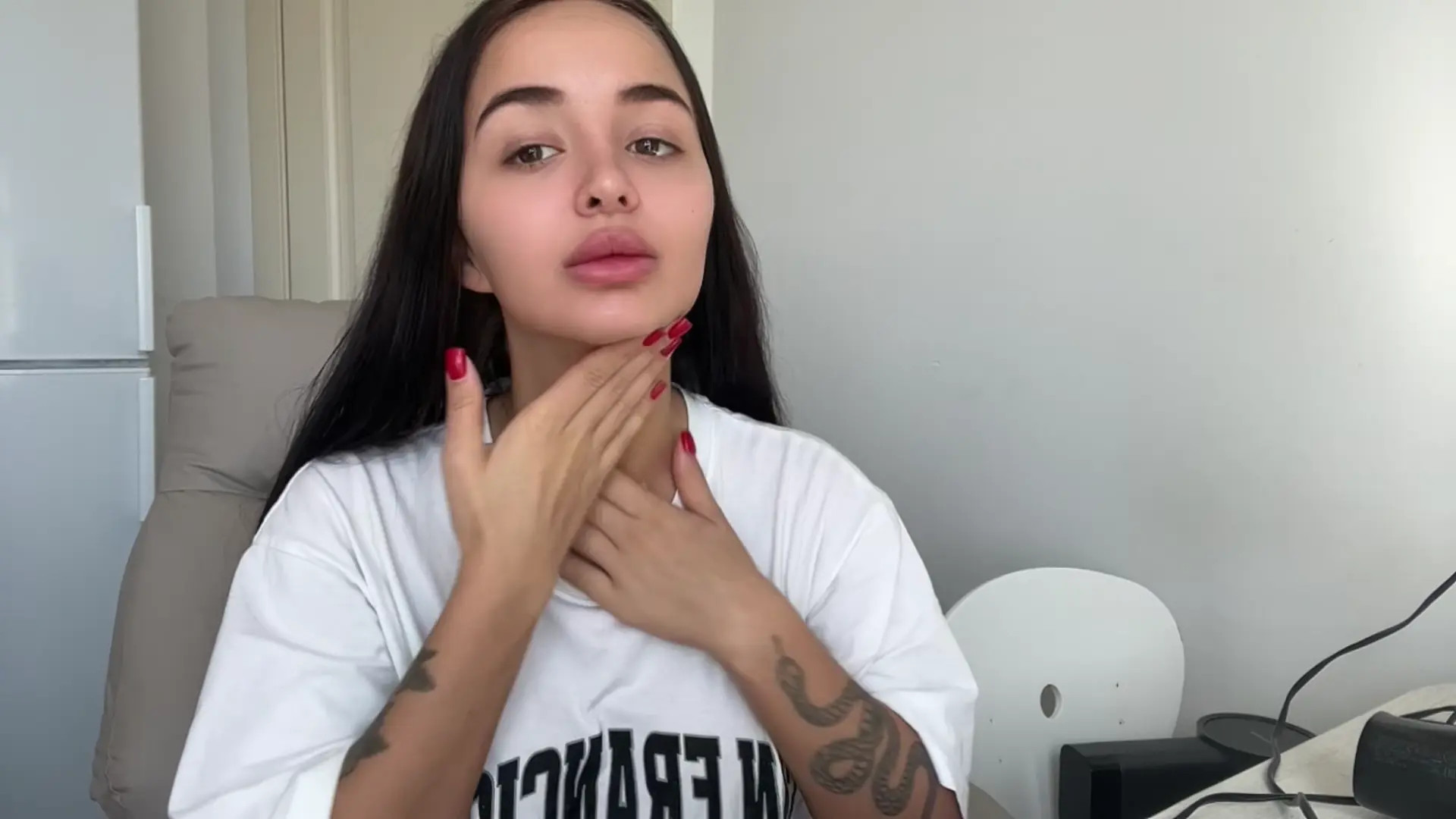 Exclusive Leak: LinaLovee - MORNING ROUTINE - Stream in FullHD | Hotleakxxx.com