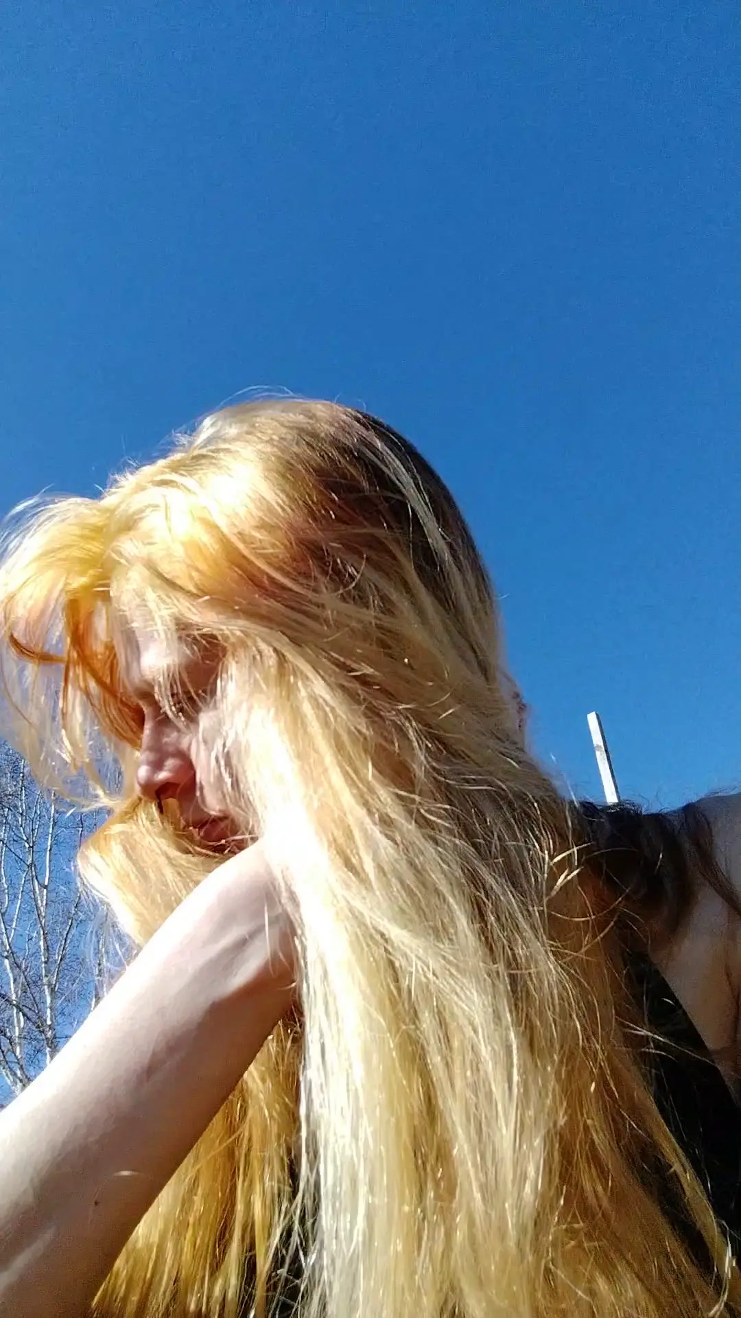 Exclusive Leak: Hankyspank - hot albino blonde slut outside enjoying sunshine - Stream in FullHD | Hotleakxxx.com