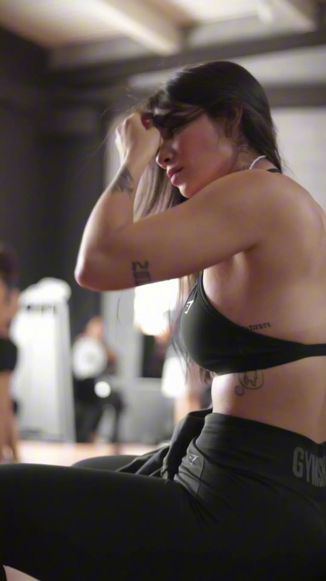 Exclusive Leak: BriannaSalinas - Sweat & Tease Workout - Stream in FullHD | Hotleakxxx.com