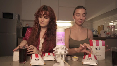 LunaSisu - ASMR Mukbang KFC French Fries & Fried Chicken