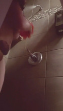 Kinkydomkitty - VOYUER MILF showers in locker room
