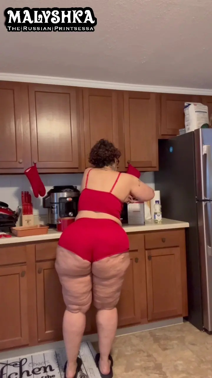 Exclusive Leak: Malyshka - Chocolate Cake Mixing And Baking With Malyshka - Stream in FullHD | Hotleakxxx.com