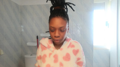 Spoiledbrattyprinces - Brush my teeth with me