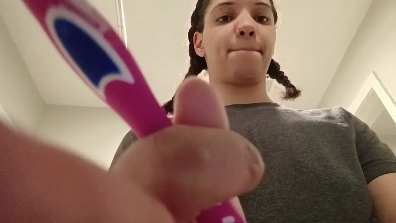 Exclusive Leak: Witchylove88 - Brushing my teeth and vibing SFW - Stream in FullHD | Hotleakxxx.com