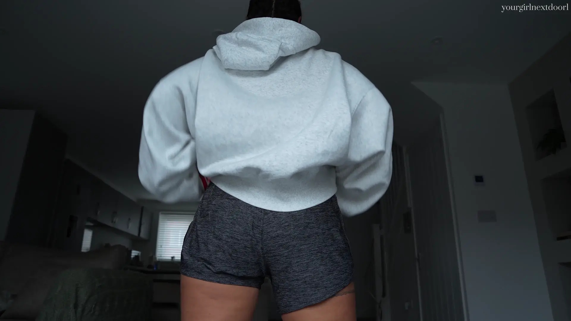Exclusive Leak: yourgirlnextdoor1 - SFW Squatting - Stream in FullHD | Hotleakxxx.com