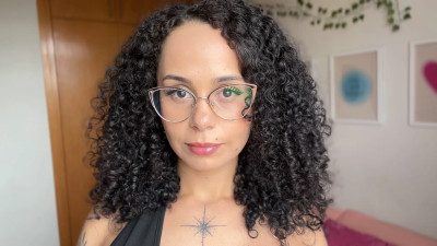 ellaxblair - Soft Eye Contact