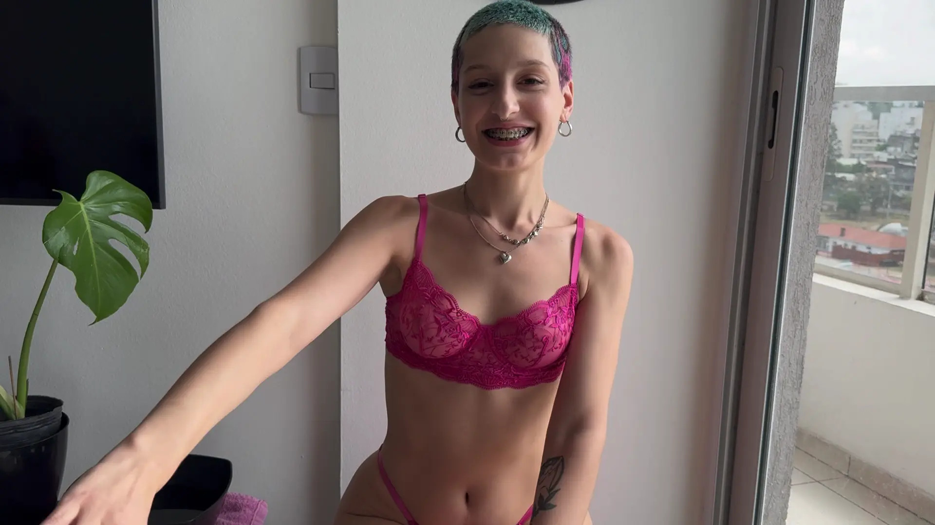 Exclusive Leak: PixieSpicy - Head Shaving part 1 - Stream in FullHD | Hotleakxxx.com