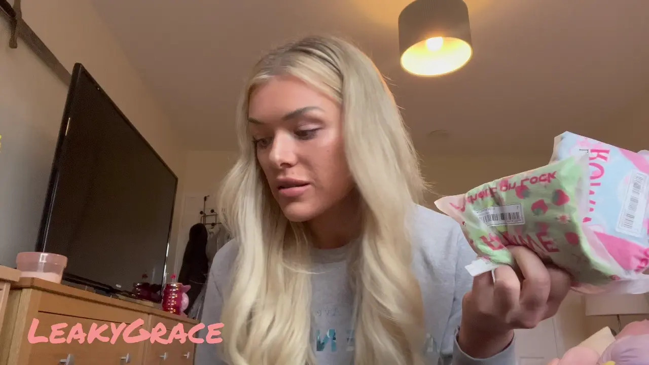 Exclusive Leak: LeakyGrace - My new panties collection for customs - Stream in FullHD | Hotleakxxx.com