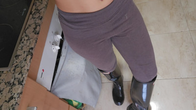 YourSweetPoison - Stretching my body before workout bunds mode