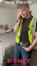 SammySlander - Construction Butch Dyke Tries out HoneyPlayBox Hammer Vibe