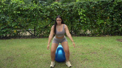 Chantal Owens - Outdoor Booty Gains
