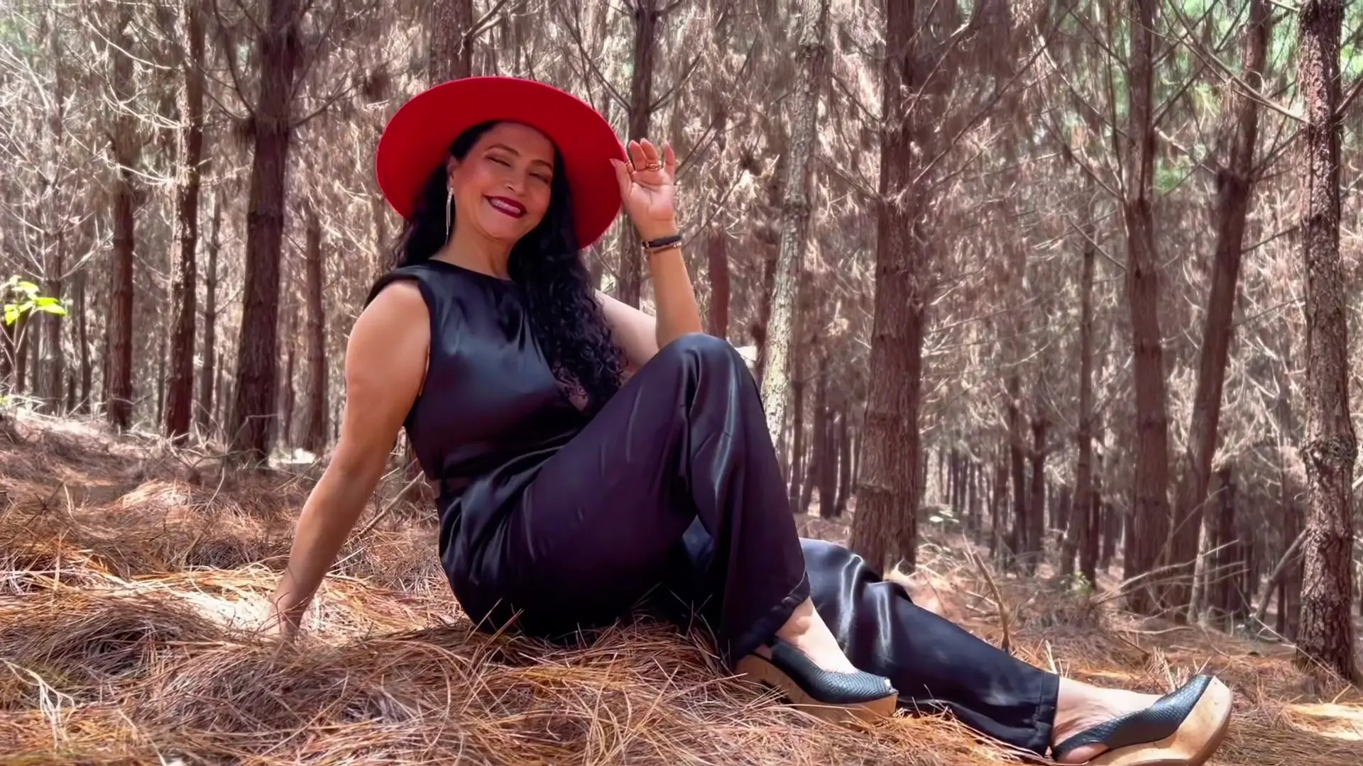 Exclusive Leak: JulianaMartineS - Your sexy mature in nature - Stream in FullHD | Hotleakxxx.com