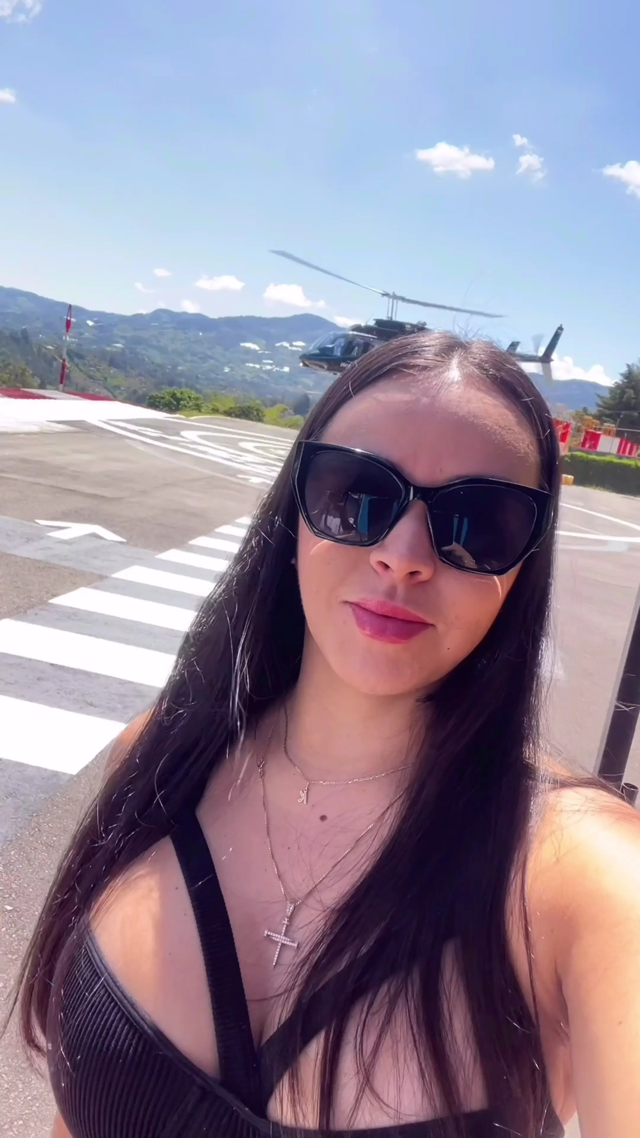 Exclusive Leak: Chantal Owens - Chantal Helicopter Tour - Stream in FullHD | Hotleakxxx.com