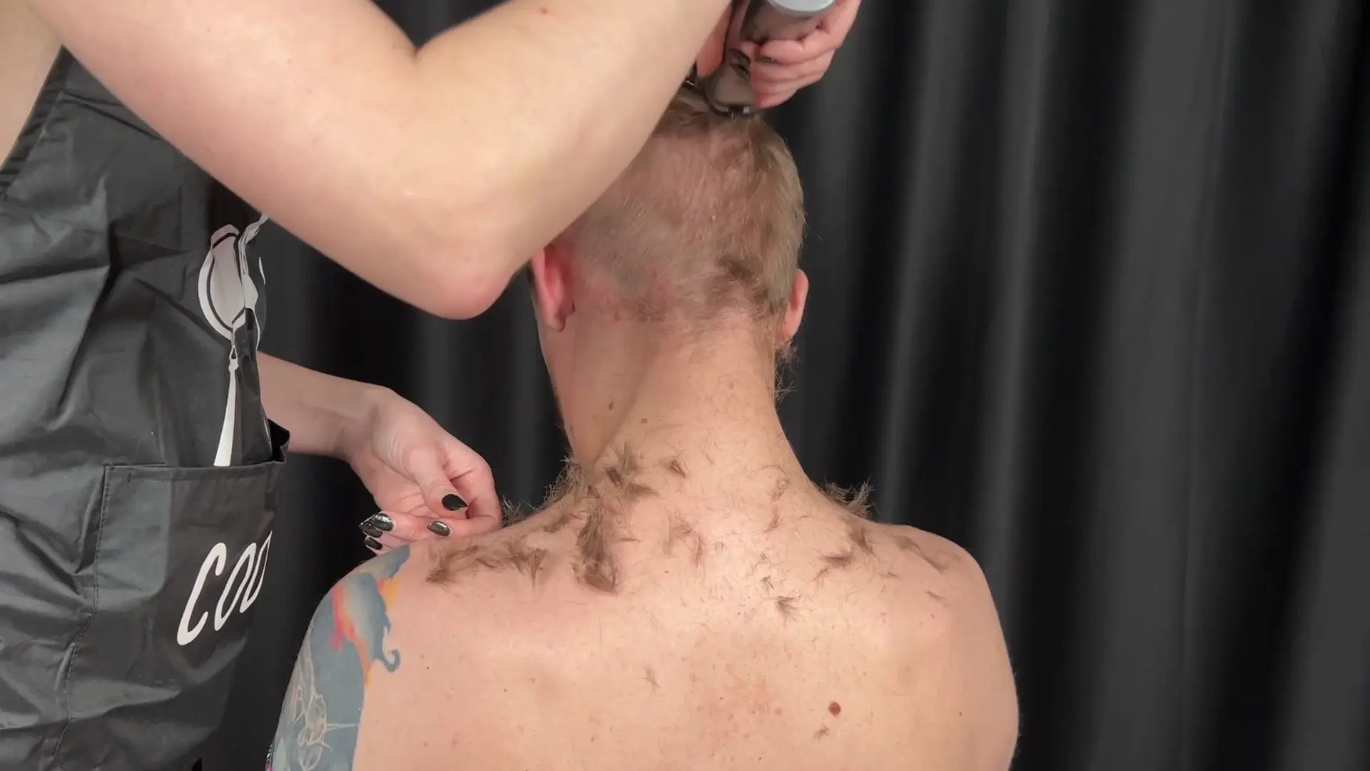 Exclusive Leak: MOMMY HOUSE - Trimming Dylan the Hair on the Head Sfw - Stream in FullHD | Hotleakxxx.com