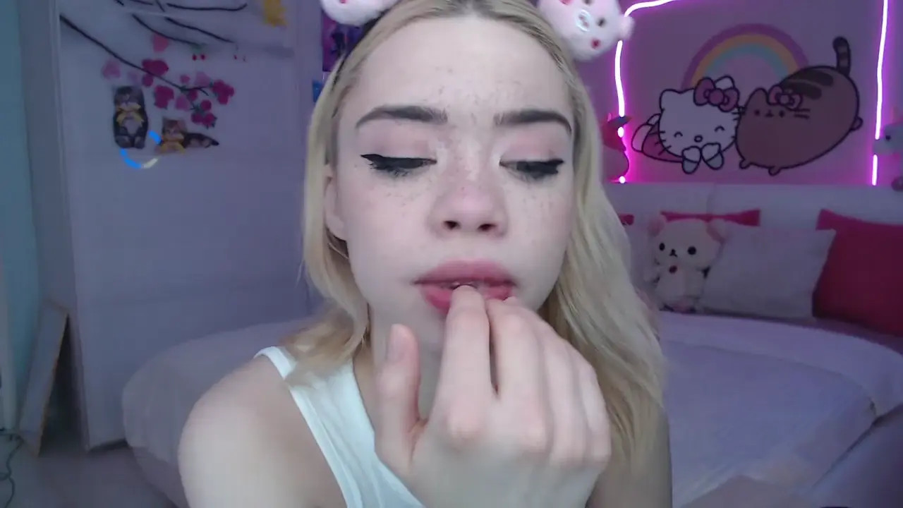 Exclusive Leak: MiaMelone - Whole Hand In My Mouth - Stream in FullHD | Hotleakxxx.com
