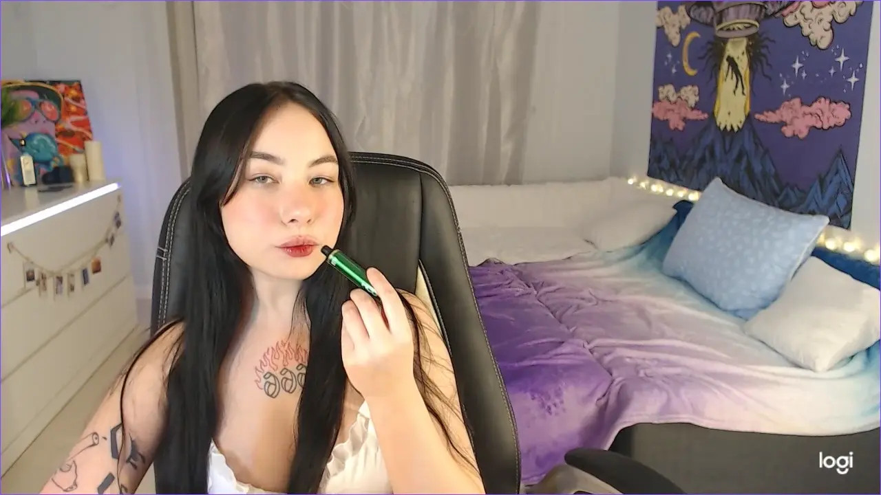 Exclusive Leak: Adel_Fuller - Smoking session - Stream in FullHD | Hotleakxxx.com