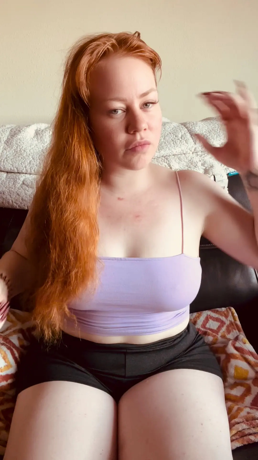 Exclusive Leak: Sage_Kelly - Blasting nips while brushing my hair - Stream in FullHD | Hotleakxxx.com