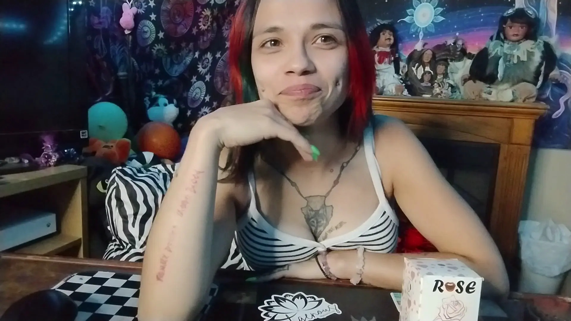 Exclusive Leak: Savage_Siren - Rose Toy Review - Stream in FullHD | Hotleakxxx.com