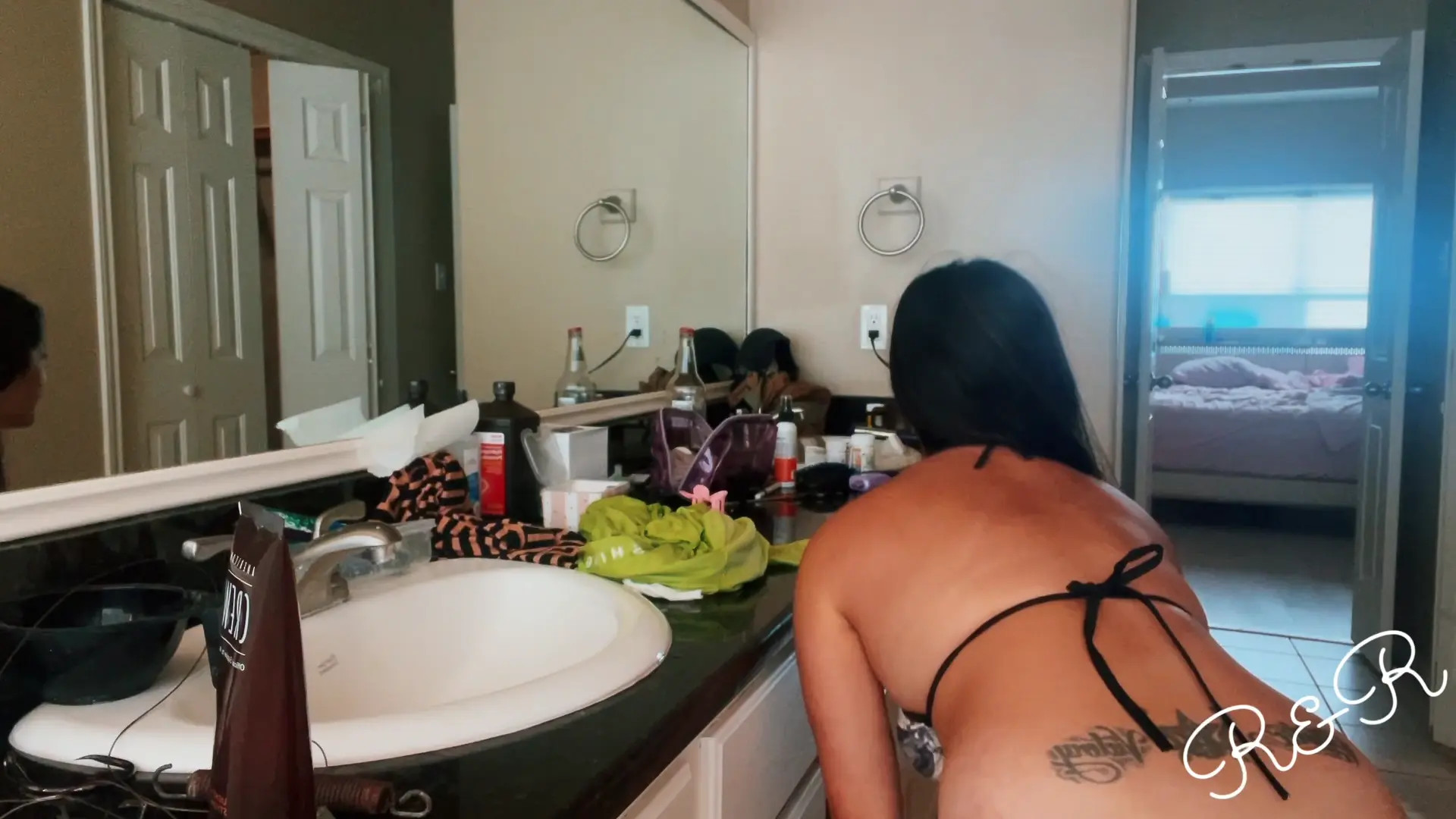 Exclusive Leak: ccarterbaby - Cleaning like a good girl - Stream in FullHD | Hotleakxxx.com