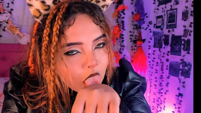 agathafetishesxxx - a cute kitten