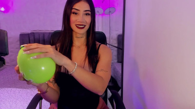 BriannaSalinas - Balloon Fetish