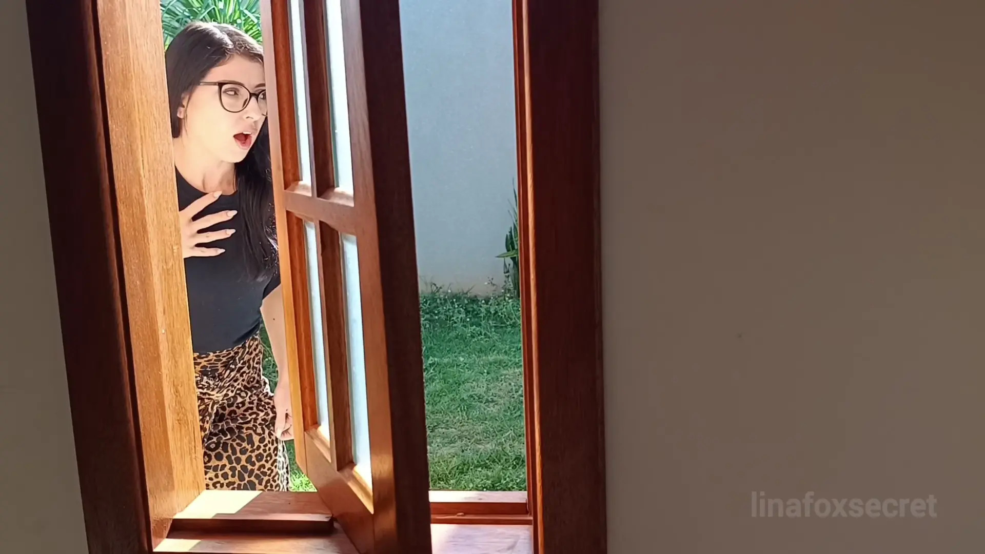 Exclusive Leak: linafoxsecret - Milf next door catches you - Stream in FullHD | Hotleakxxx.com