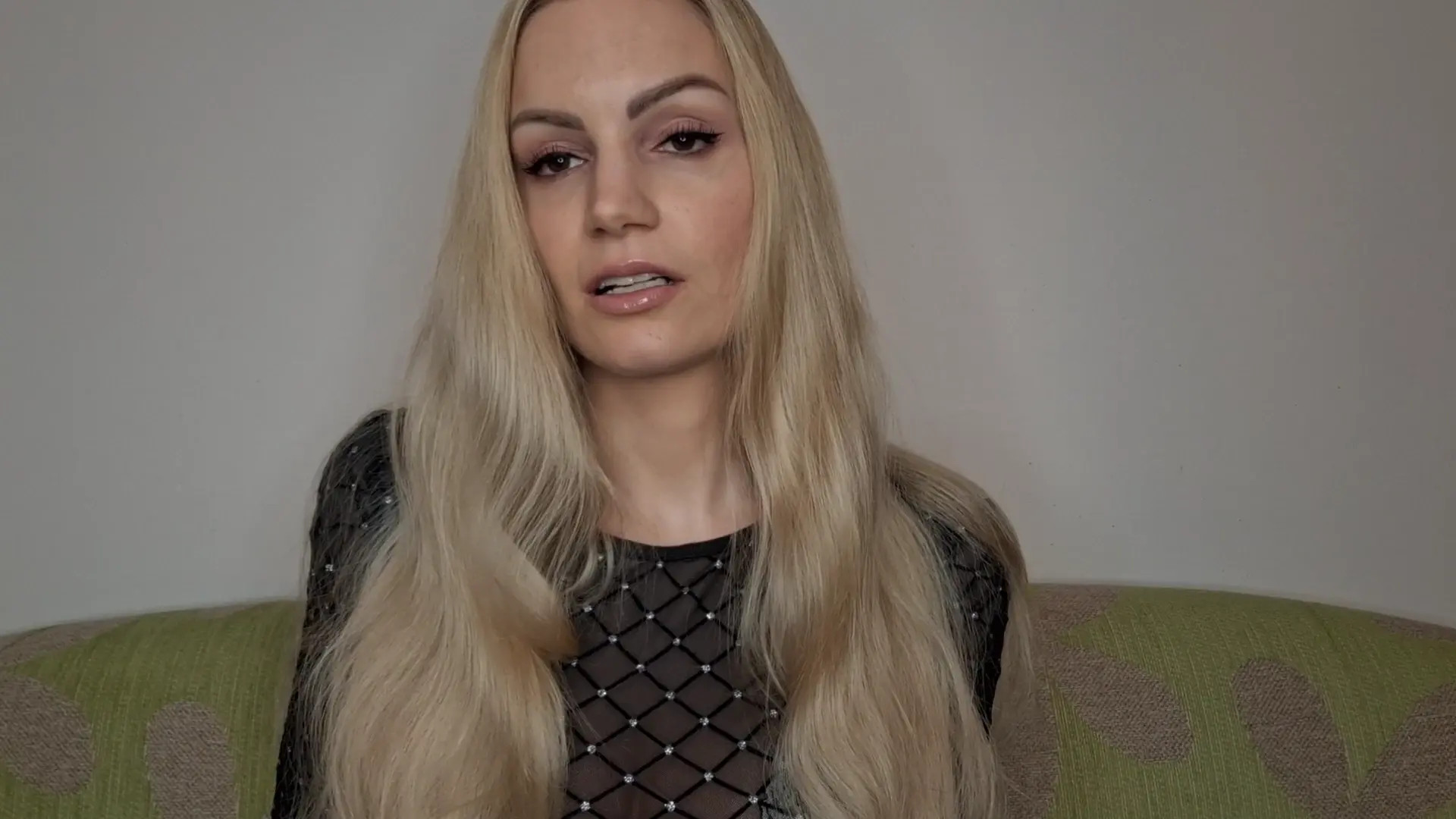 Exclusive Leak: cute_blond_4u - Flirty therapist diagnoses you - Stream in FullHD | Hotleakxxx.com