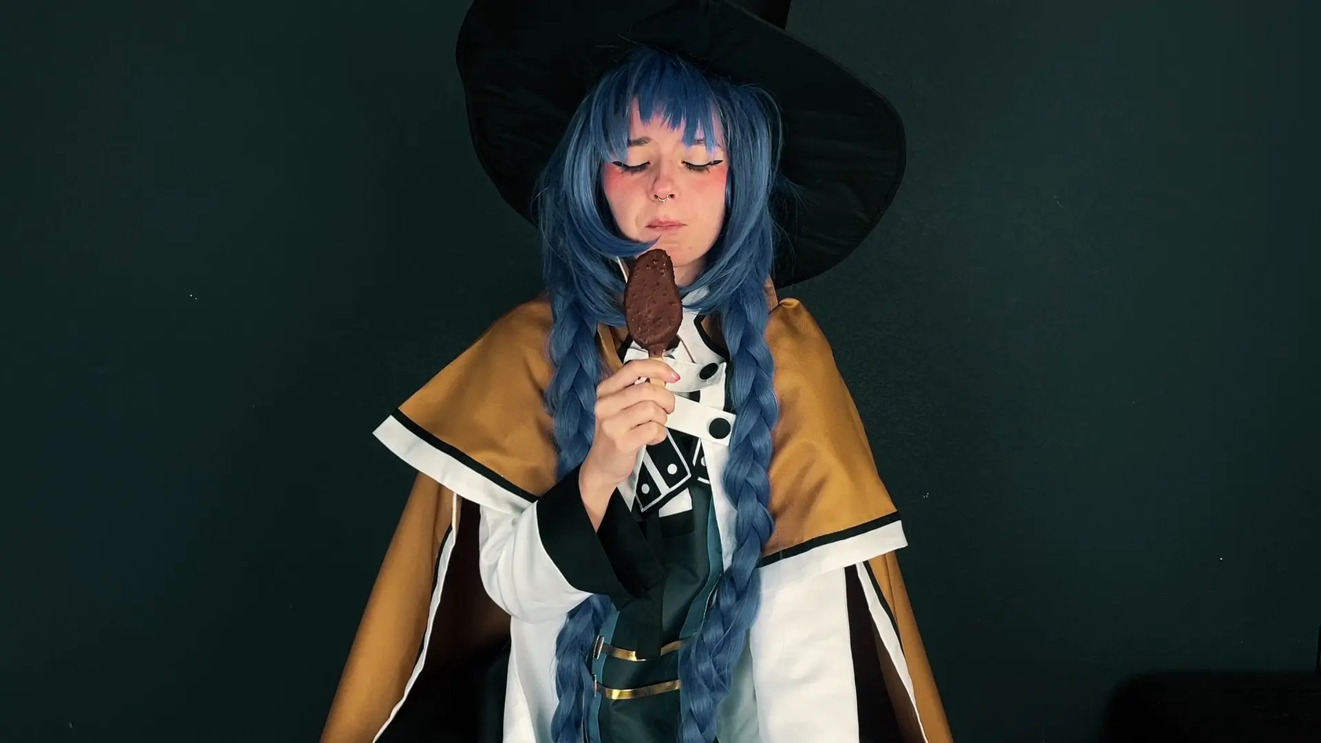 Exclusive Leak: Lil cosplay slut - Roxy Migurdia - Eating Ice Cream - Mushoku Tensei Cosplay - Stream in FullHD | Hotleakxxx.com