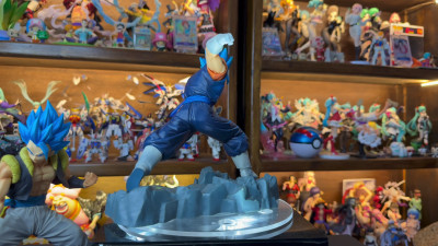 gundamchick - Vegito Super Saiyan Blue Dragon Ball Super