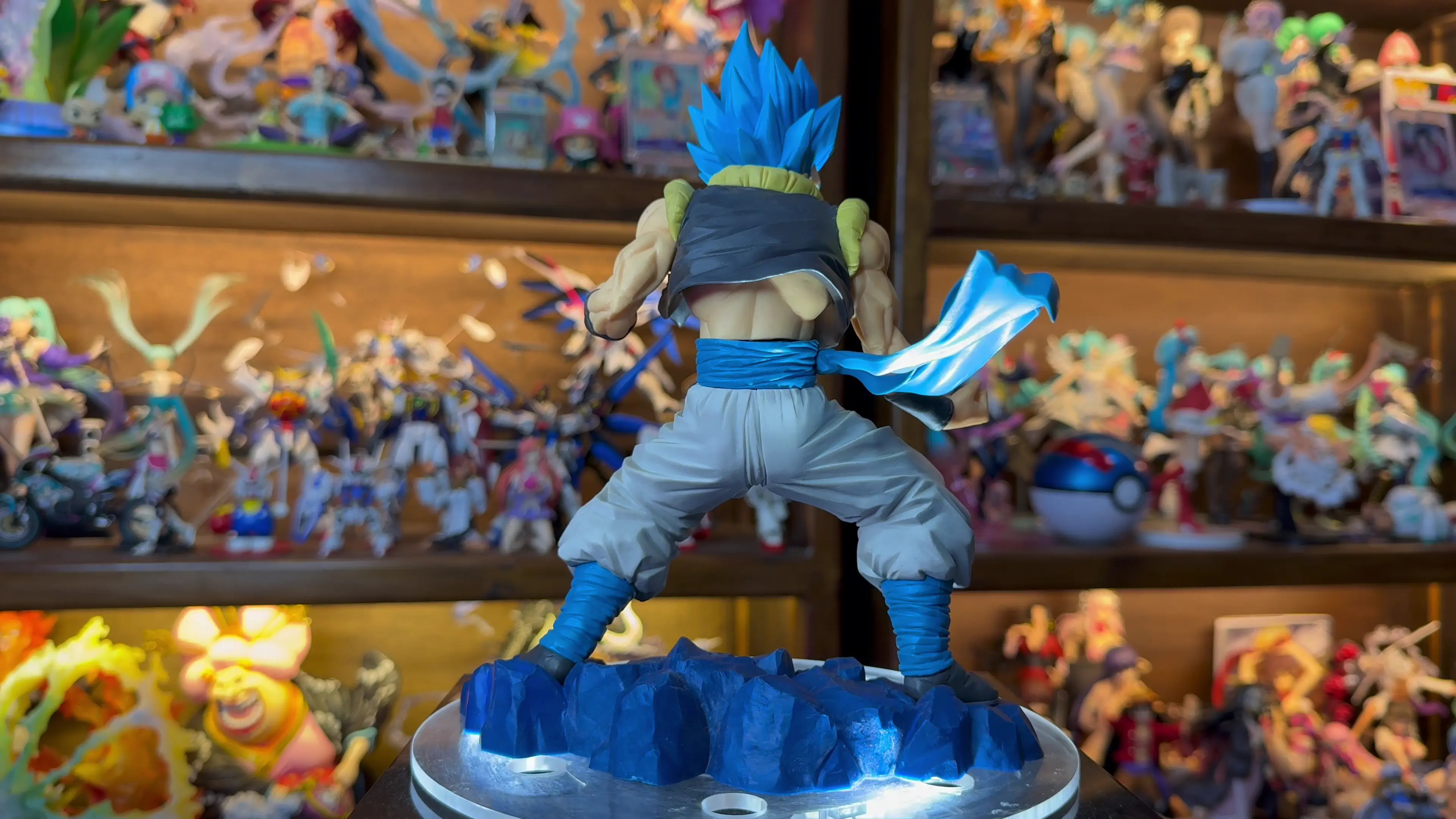 Exclusive Leak: gundamchick - Gogeta Super Saiyan Blue Dragon Ball Super Figure - Stream in FullHD | Hotleakxxx.com