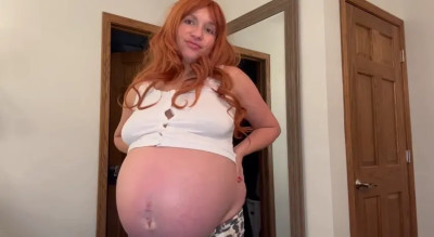 SexyMomof4 - I Know You Keep Staring At My Huge, Pregnant Belly