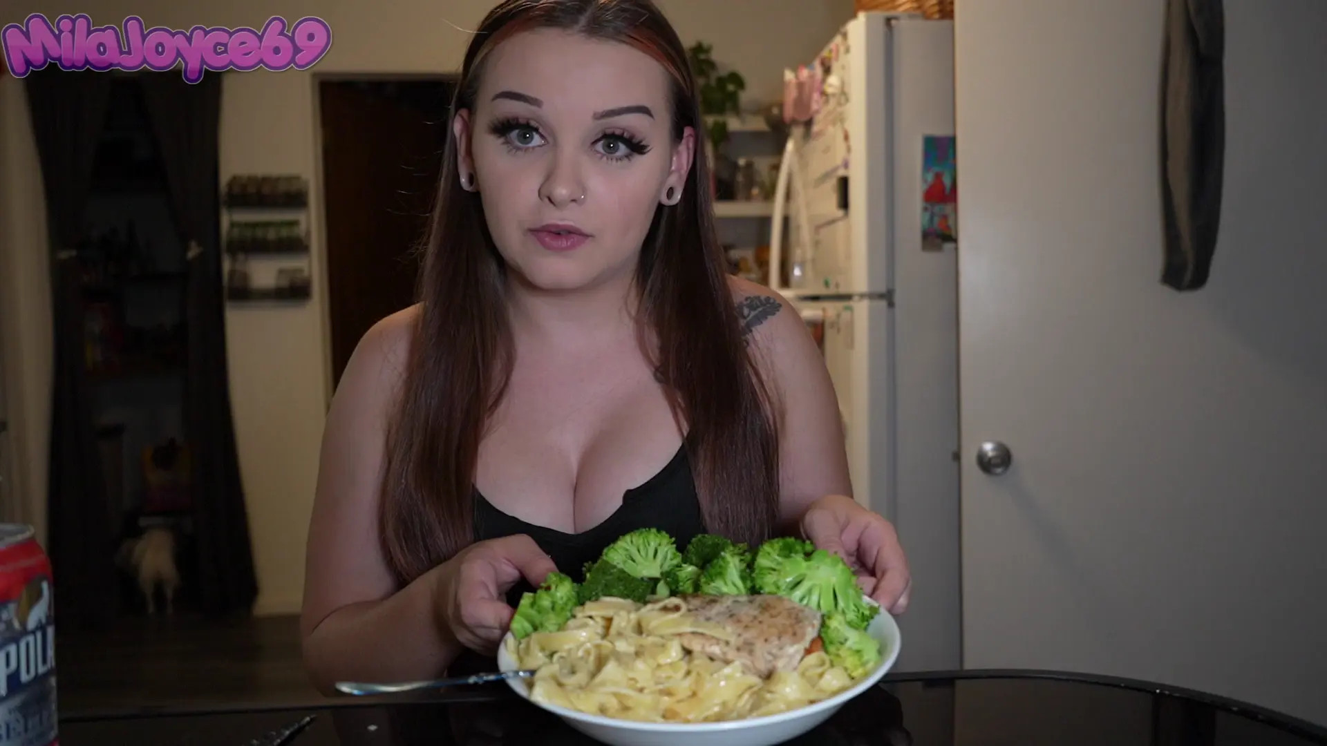 Exclusive Leak: milajoyce69_ - Get Gassy with Me | Fetuccine Alfredo Mukbang - Stream in FullHD | Hotleakxxx.com