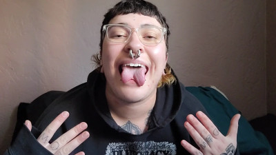 Syd_Sixx - All About my Split Tongue