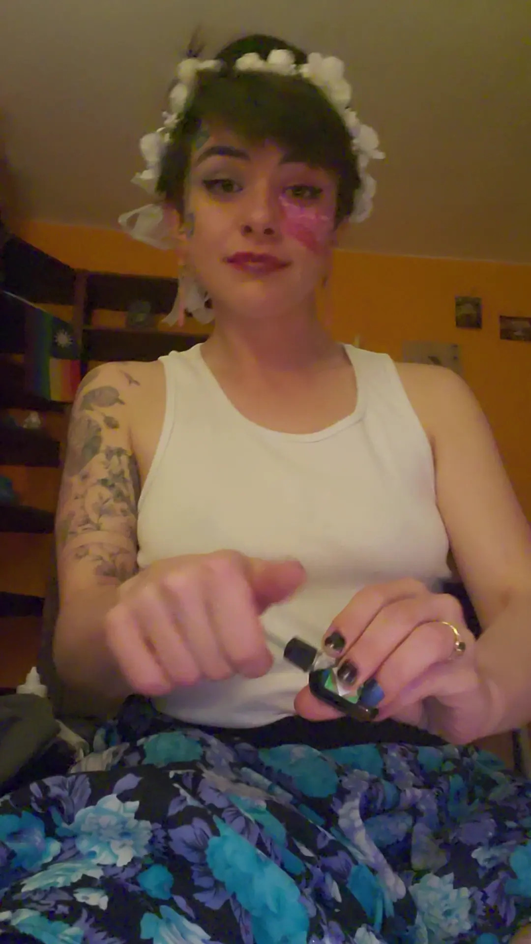 Exclusive Leak: Littlest Bean - freaky artsy girl - Stream in FullHD | Hotleakxxx.com