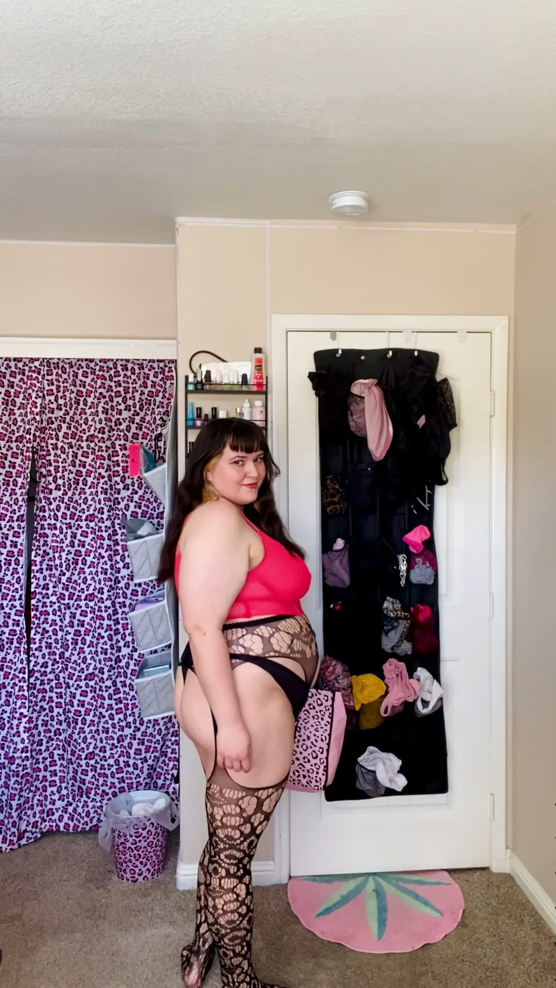Exclusive Leak: daisylynnstone - BBW lingerie catwalk - Stream in FullHD | Hotleakxxx.com