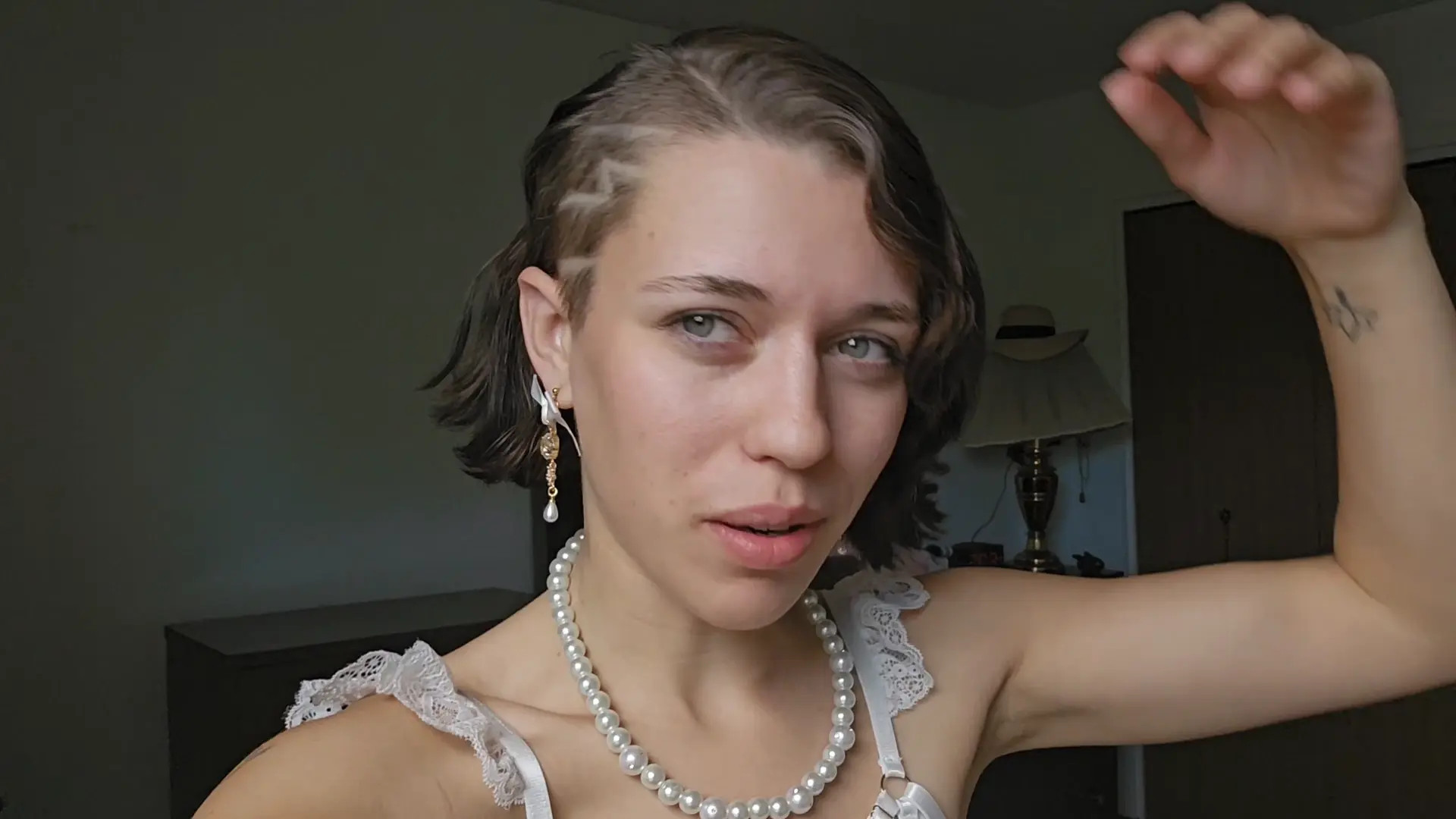 Exclusive Leak: Alice Red - I'm Doing Something Crazy - Stream in FullHD | Hotleakxxx.com