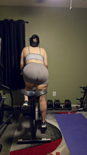 PeachyBunz00 - Bike Workout