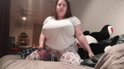 Melonie Kares - Clothed Busty BBW Cumming