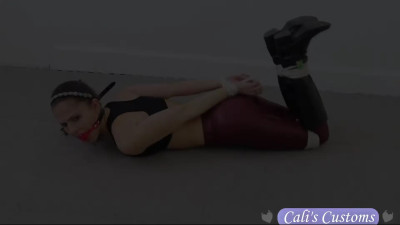 Cali Logan - Hog Tie Escape Challenge -Cali Logan