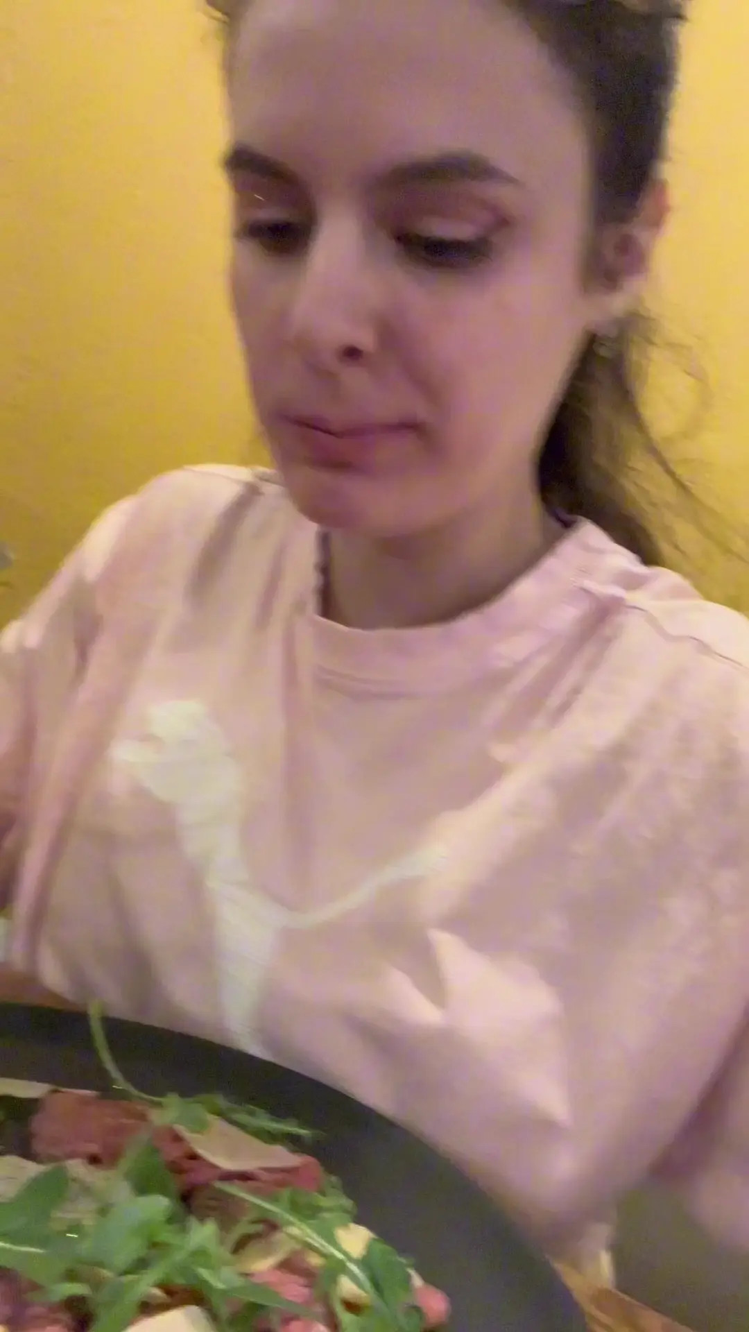 Exclusive Leak: Roni_Tailed - Dinner at an Italian restaurant with your girlfrend - Stream in FullHD | Hotleakxxx.com