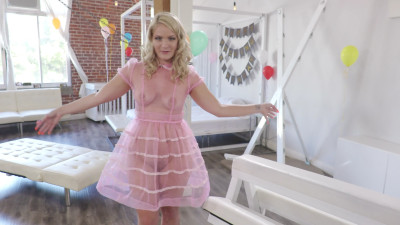 Lisey Sweet - Lisey Sweet Birthday Gangbang
