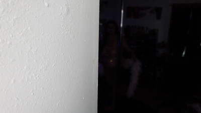 PrincessMoody - I CAUGHT MY LOSER ROOMMATE SPYING ON ME