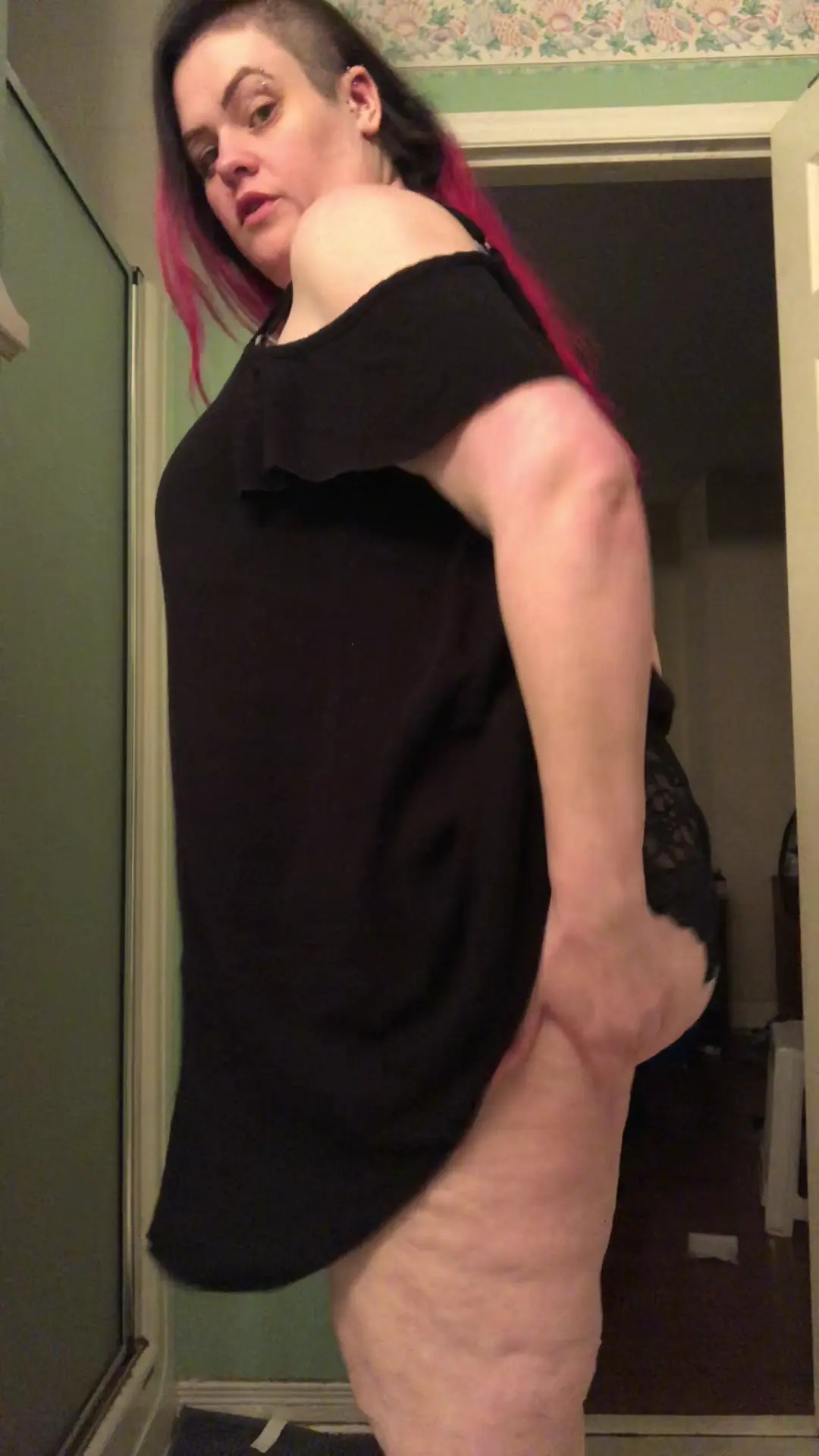 Exclusive Leak: LittleDirtyBirdy - Showing Off My Luscious Body - Stream in FullHD | Hotleakxxx.com