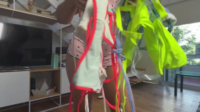 DellaSmith - Bikinis Try on Haul
