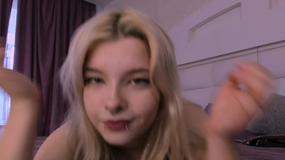 CuddlyKittenn - Eye contact with alt baddie
