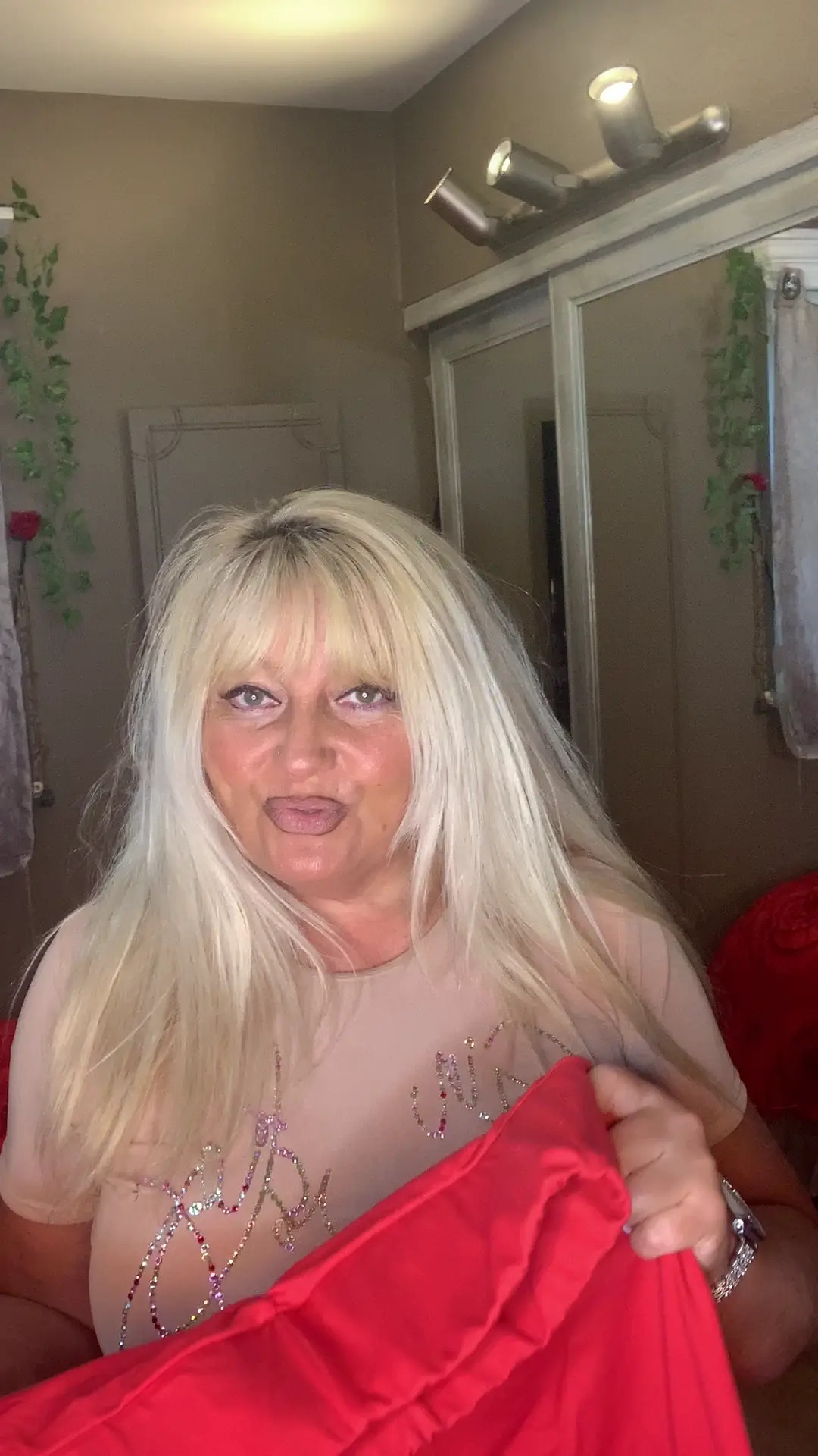 Exclusive Leak: Gin Lustig - leggings try on Tease Blondie big butt - Stream in FullHD | Hotleakxxx.com