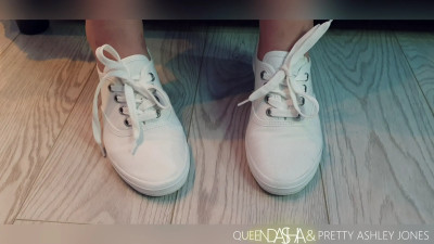 Queen_Dasha - White Sneakers Fetish / Foot Fetish