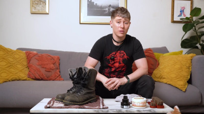 JaqQuicksilver - Leather Re-boot! Conditioning and polishing work boots