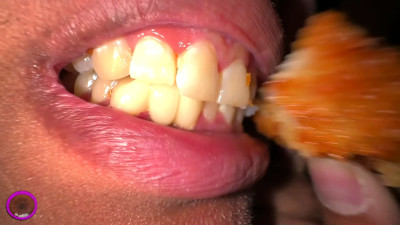 GiantessCirilla - Watch me eat a fried shrimp