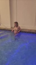 Nicole Pearl - BTS: Pool Photoshoot